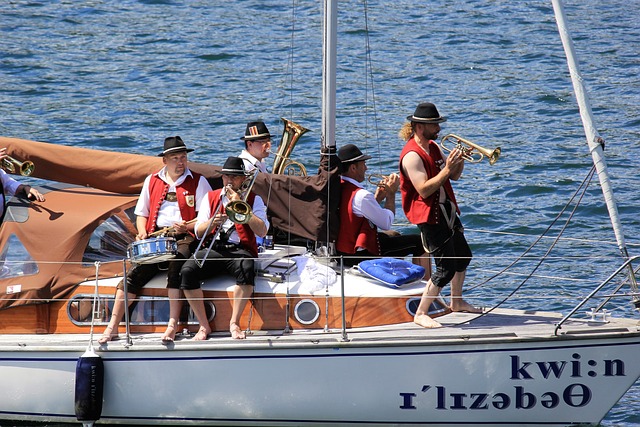 了滑翔伞运 了滑翔伞运